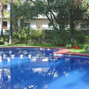 Hotel Aurea And